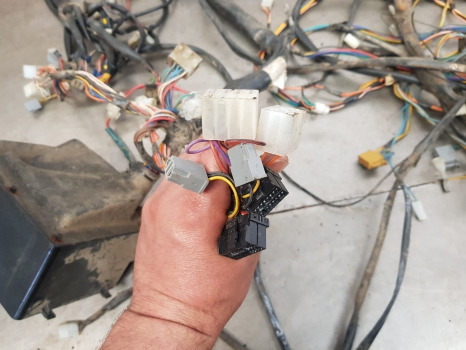 Ford 6635, 35, Tl, Fiat L, Wiring Loom Complete 5180571, 5180572, 82866276 - Cables/ Wire harness: picture 4 Ford 6635, 35, Tl, Fiat L, Wiring Loom Complete 5180571, 5180572, 82866276 - Cables/ Wire harness: picture 4