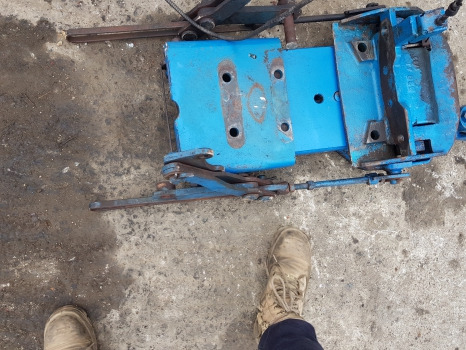 Frame/ Chassis Ford 7740, 40 Series, Pick Up Hitch Complete E9nne936ab12b, 81875162: picture 8