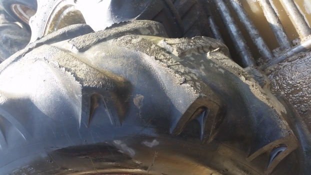 Ford Construction Wheel And Tyre 16.9/14-28. Please Check Decription. - Wheel and tire package for Farm tractor: picture 3 Ford Construction Wheel And Tyre 16.9/14-28. Please Check Decription. - Wheel and tire package for Farm tractor: picture 3