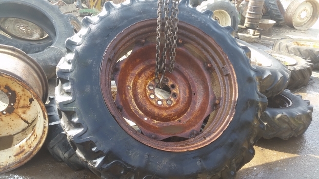 Ford Rear Wheel And Tyre 16.9-38. Please Check By The Photos. - Wheel and tire package for Farm tractor: picture 1 Ford Rear Wheel And Tyre 16.9-38. Please Check By The Photos. - Wheel and tire package for Farm tractor: picture 1