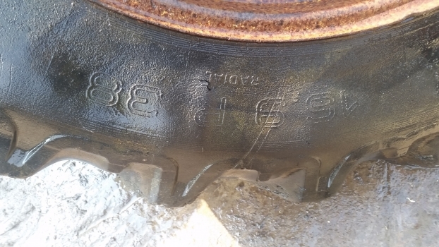 Ford Rear Wheel And Tyre 16.9-38. Please Check By The Photos. - Wheel and tire package for Farm tractor: picture 3 Ford Rear Wheel And Tyre 16.9-38. Please Check By The Photos. - Wheel and tire package for Farm tractor: picture 3