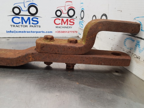 John Deere 2030, 2130, 2140, 30, 40, 50 Series, Drawbar, Draw Bar L29020 - Frame/ Chassis: picture 4 John Deere 2030, 2130, 2140, 30, 40, 50 Series, Drawbar, Draw Bar L29020 - Frame/ Chassis: picture 4