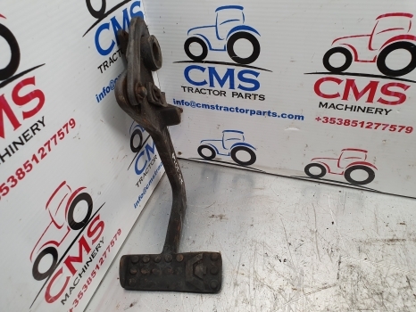 John Deere 3040 Sg2 Clutch Pedal L39085  Al63293, L60581, 24m7047 - Clutch and parts for Farm tractor: picture 2 John Deere 3040 Sg2 Clutch Pedal L39085  Al63293, L60581, 24m7047 - Clutch and parts for Farm tractor: picture 2