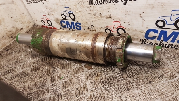 John Deere 3215, 3200, 3400, 3220, 3200 Front Axle Steering Cylinder Az62495 - Steering for Farm tractor: picture 4 John Deere 3215, 3200, 3400, 3220, 3200 Front Axle Steering Cylinder Az62495 - Steering for Farm tractor: picture 4
