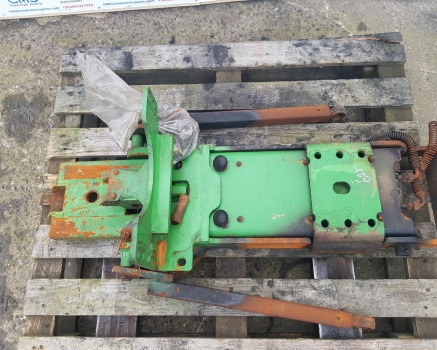 John Deere 6000 Series 6230 Pick Up Hitch For Parts Al171102, Al212818, Al222240 - Frame/ Chassis: picture 5 John Deere 6000 Series 6230 Pick Up Hitch For Parts Al171102, Al212818, Al222240 - Frame/ Chassis: picture 5