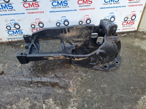 John Deere 6145r, 6m, 6r Series, Exhaust Carrier Bracket L213285 - Exhaust system: picture 2 John Deere 6145r, 6m, 6r Series, Exhaust Carrier Bracket L213285 - Exhaust system: picture 2