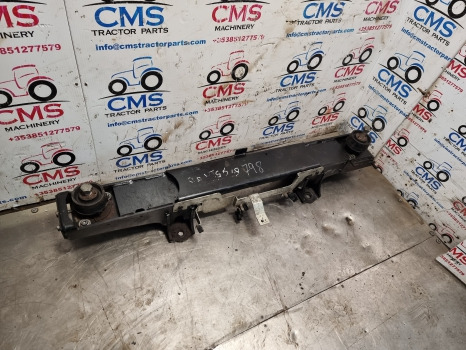 John Deere 6145r, 6r Series, Cab Platform Bracket Al223532, Al221850 - Cab suspension: picture 4 John Deere 6145r, 6r Series, Cab Platform Bracket Al223532, Al221850 - Cab suspension: picture 4