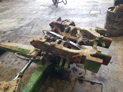 John Deere 6820, 6920 Front Axle Complete Dana Spicer 745/750 Tls L206438 - Front axle for Agricultural machinery: picture 3 John Deere 6820, 6920 Front Axle Complete Dana Spicer 745/750 Tls L206438 - Front axle for Agricultural machinery: picture 3