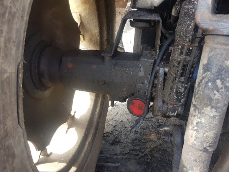 Lamborghini 1106 Engine, Front, Rear Axle, Transmission, Hydraulic And Lift Nut - Engine: picture 4 Lamborghini 1106 Engine, Front, Rear Axle, Transmission, Hydraulic And Lift Nut - Engine: picture 4