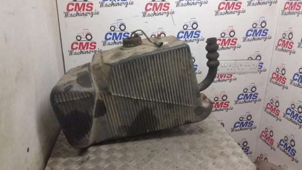 Landini Mythos Series 115 Additional Fuel Tank Assembly 3652138m92, 3652133j9c - Fuel tank for Farm tractor: picture 2 Landini Mythos Series 115 Additional Fuel Tank Assembly 3652138m92, 3652133j9c - Fuel tank for Farm tractor: picture 2
