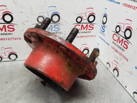 Manitou Maniscopic Clark Hurth 172/160, 172/453 Hub Bolt Plate 738.06.019.03 - Front axle: picture 3 Manitou Maniscopic Clark Hurth 172/160, 172/453 Hub Bolt Plate 738.06.019.03 - Front axle: picture 3