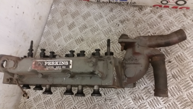 Massey Ferguson 133, 135, 140, 145, 148, 150, Ad3.152 Cylinder Head Assy 86550 - Cylinder head for Farm tractor: picture 5 Massey Ferguson 133, 135, 140, 145, 148, 150, Ad3.152 Cylinder Head Assy 86550 - Cylinder head for Farm tractor: picture 5