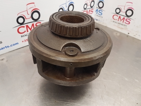 Massey Ferguson 290, 165, 168, 285, 690, Rear Axle Carrier 1864872m1, 1864872m2 - Rear axle for Farm tractor: picture 2 Massey Ferguson 290, 165, 168, 285, 690, Rear Axle Carrier 1864872m1, 1864872m2 - Rear axle for Farm tractor: picture 2