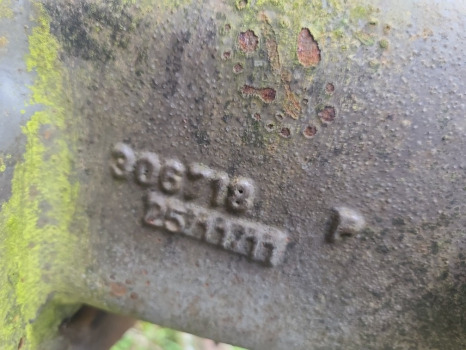 Massey Ferguson 5450 Rear Half Axle Lhs 3067118 - Rear axle for Agricultural machinery: picture 2 Massey Ferguson 5450 Rear Half Axle Lhs 3067118 - Rear axle for Agricultural machinery: picture 2