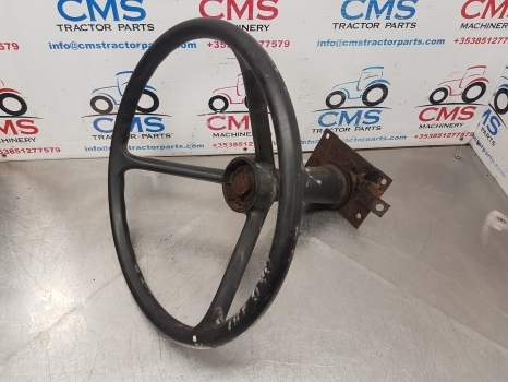 Massey Ferguson 698t, 675, 690, 1004 Steering Wheel And Column 674232m1 - Steering wheel for Farm tractor: picture 1 Massey Ferguson 698t, 675, 690, 1004 Steering Wheel And Column 674232m1 - Steering wheel for Farm tractor: picture 1