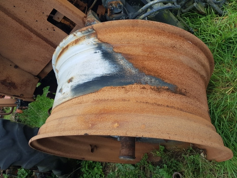 Massey Ferguson 7719, 7719s, 7720, 7620, 7619 Rear Wheel Rim 20x42 4355999m92 - Rim for Agricultural machinery: picture 2 Massey Ferguson 7719, 7719s, 7720, 7620, 7619 Rear Wheel Rim 20x42 4355999m92 - Rim for Agricultural machinery: picture 2