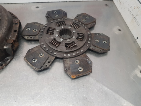 New Holland Fiat Ford 35, L95, Tl90 Clutch Assembly 5167939, 5189823, 5179851 - Clutch and parts for Agricultural machinery: picture 4 New Holland Fiat Ford 35, L95, Tl90 Clutch Assembly 5167939, 5189823, 5179851 - Clutch and parts for Agricultural machinery: picture 4
