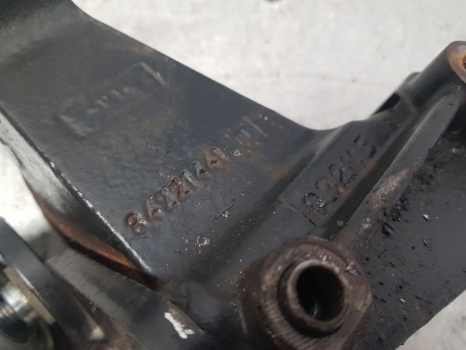 New Holland T6, T6000, T7.200 Case Air Conditioning Compressor Bracket 84221441 - A/C compressor for Farm tractor: picture 3 New Holland T6, T6000, T7.200 Case Air Conditioning Compressor Bracket 84221441 - A/C compressor for Farm tractor: picture 3