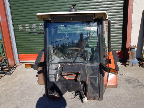 Same Antares 110, 130, Silver 110, 130 Complete Cab As Pictures 0.010.4091.3/40 - Cab: picture 4 Same Antares 110, 130, Silver 110, 130 Complete Cab As Pictures 0.010.4091.3/40 - Cab: picture 4