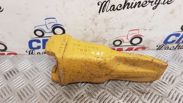 Caterpillar Excavator Or Backhoe Digger Bucket Tooth 220-9093 - Spare parts for Bucket: picture 1 Caterpillar Excavator Or Backhoe Digger Bucket Tooth 220-9093 - Spare parts for Bucket: picture 1