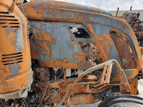 Fendt 724 S4 Axle, Engine, Transmission, Lift, Linkage Parts Nut Dismantling - Spare parts for Farm tractor: picture 2 Fendt 724 S4 Axle, Engine, Transmission, Lift, Linkage Parts Nut Dismantling - Spare parts for Farm tractor: picture 2