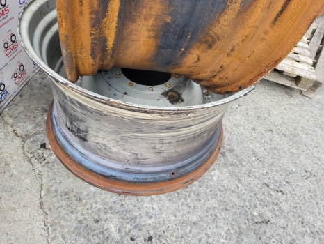 Valtra S374 Massey Ferguson 7480, 7485 Rear Wheel Rim 23x42 Pair 4293368m95 - Rim for Farm tractor: picture 5 Valtra S374 Massey Ferguson 7480, 7485 Rear Wheel Rim 23x42 Pair 4293368m95 - Rim for Farm tractor: picture 5
