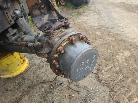 Valtra T174ea Front Axle Hub Rhs Complete Acv0245100, V36247400 - Front axle for Agricultural machinery: picture 1 Valtra T174ea Front Axle Hub Rhs Complete Acv0245100, V36247400 - Front axle for Agricultural machinery: picture 1