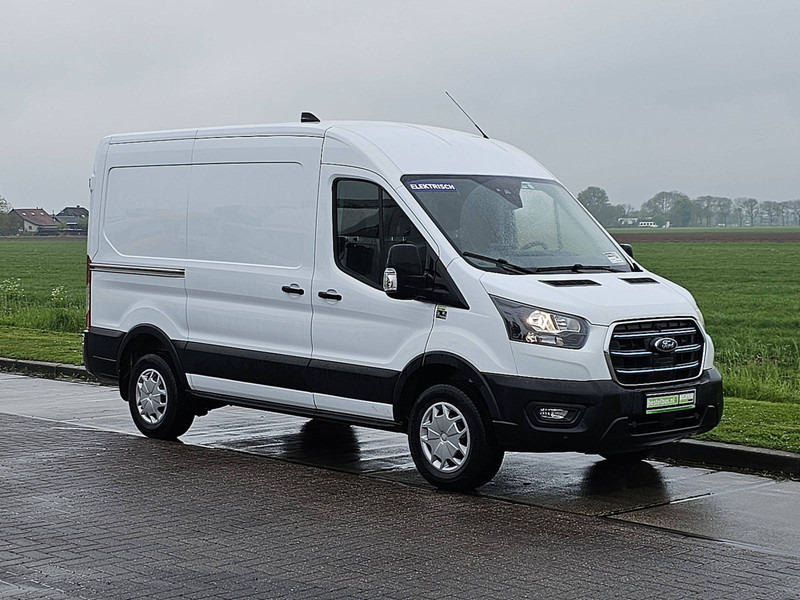 Ford E-Transit L2H2 68KWH Navi ! - Panel van, Electric van: picture 4 Ford E-Transit L2H2 68KWH Navi ! - Panel van, Electric van: picture 4