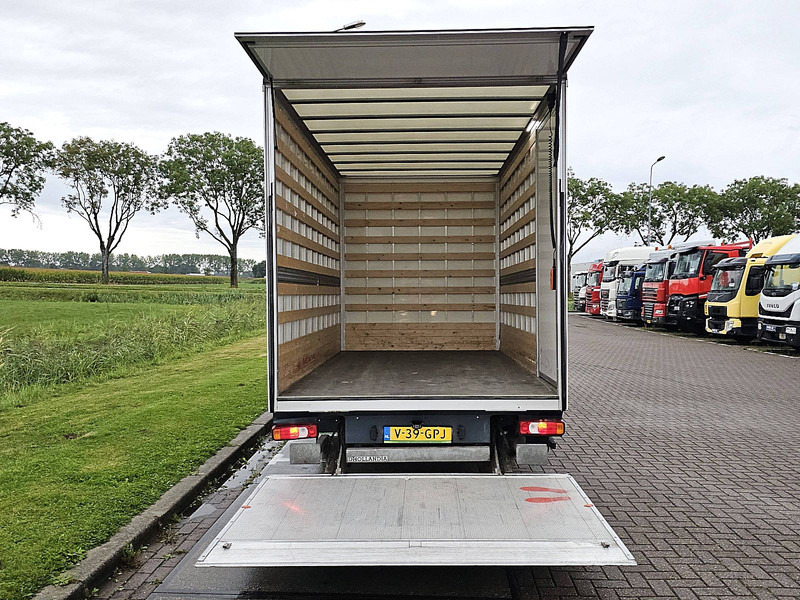 Box van Iveco Daily 35S18 ac automaat EURO6: picture 12