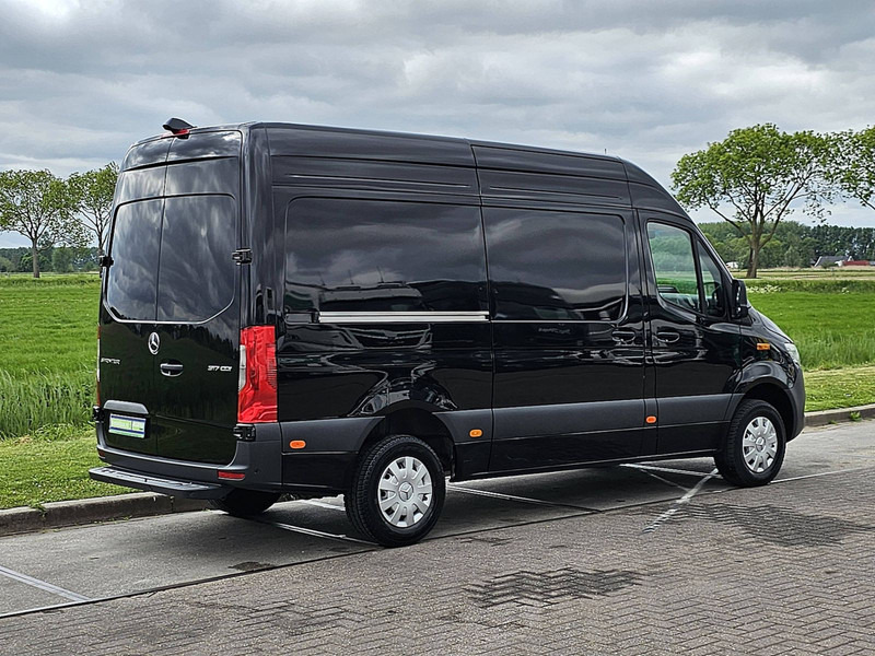 Mercedes-Benz Sprinter 317 L2H2 LED Mbux10 - Panel van: picture 3 Mercedes-Benz Sprinter 317 L2H2 LED Mbux10 - Panel van: picture 3