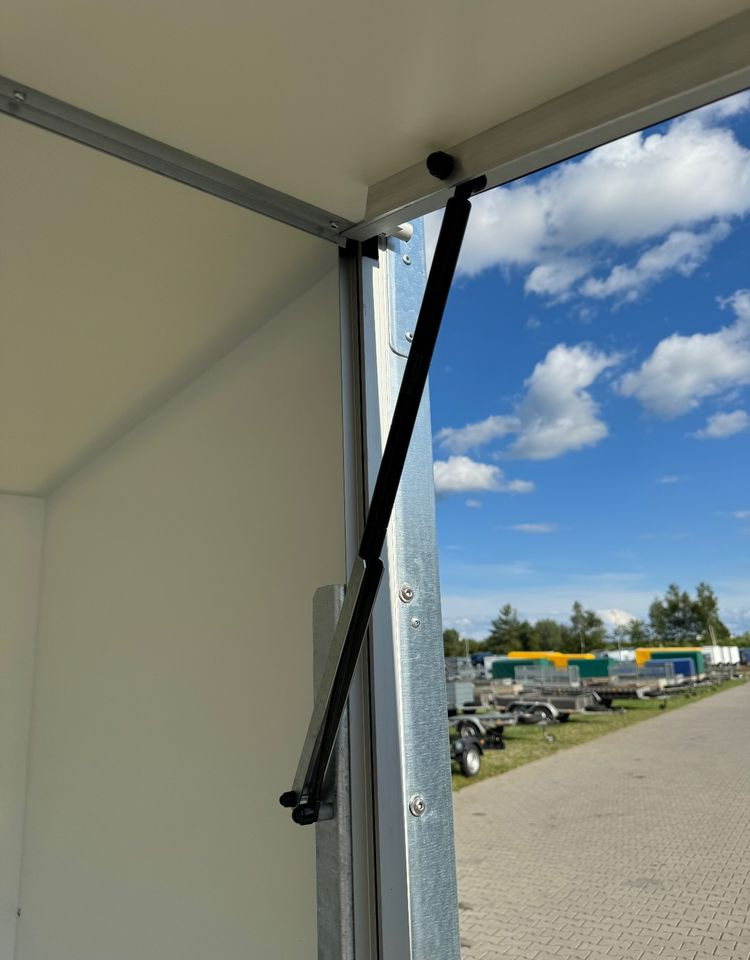 New Closed box trailer Brenderup Cargo CD300TB 300x155x185 cm 2000 kg drzwi + klapa: picture 18