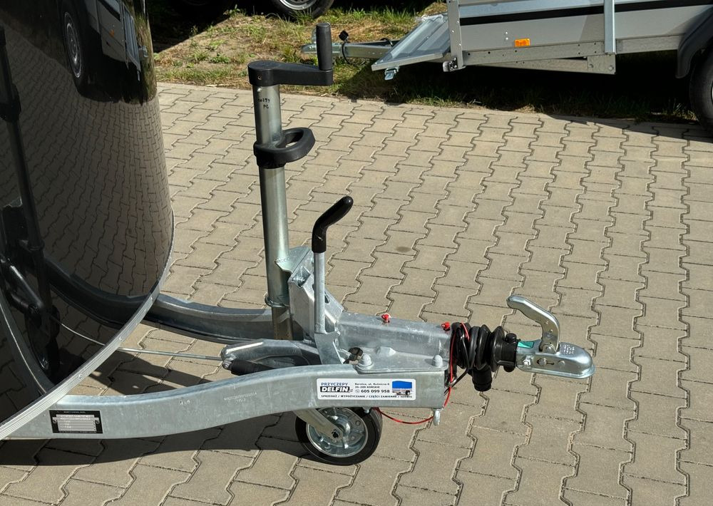 DEBON C400 ALU + drzwi boczne | 315x164 cm | DMC 750 - 1300 kg - Closed box trailer: picture 5 DEBON C400 ALU + drzwi boczne | 315x164 cm | DMC 750 - 1300 kg - Closed box trailer: picture 5