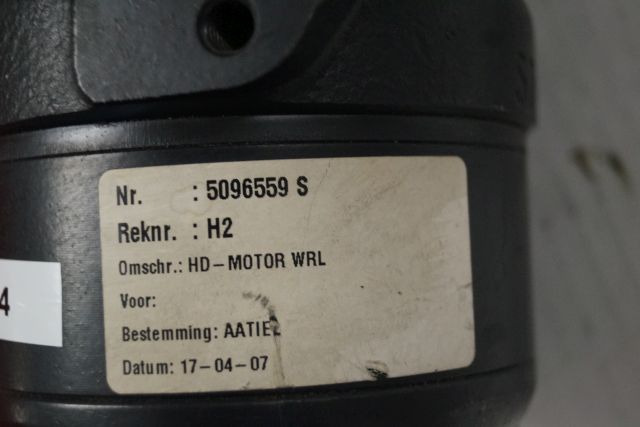 Jungheinrich 26906940 | Stuur motor Steering motor WRL reachtruck till year 2003 - Hydraulic motor for Material handling equipment: picture 3 Jungheinrich 26906940 | Stuur motor Steering motor WRL reachtruck till year 2003 - Hydraulic motor for Material handling equipment: picture 3