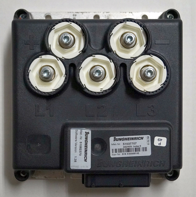 Jungheinrich 51037707 | Rij regeling driving controller AS2405i index E Sw. 1,28 - ECU for Material handling equipment: picture 1 Jungheinrich 51037707 | Rij regeling driving controller AS2405i index E Sw. 1,28 - ECU for Material handling equipment: picture 1