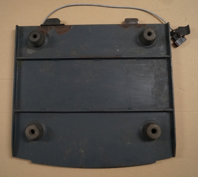 Jungheinrich 51182449 | floor mat ERE225 fixed platform - Frame/ Chassis for Material handling equipment: picture 2 Jungheinrich 51182449 | floor mat ERE225 fixed platform - Frame/ Chassis for Material handling equipment: picture 2