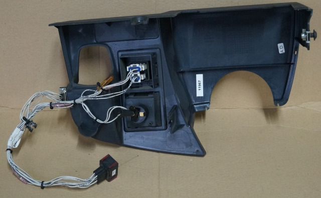 Jungheinrich 51212750 | Dashboard including ignition switch and LED battery indi - Dashboard for Material handling equipment: picture 2 Jungheinrich 51212750 | Dashboard including ignition switch and LED battery indi - Dashboard for Material handling equipment: picture 2