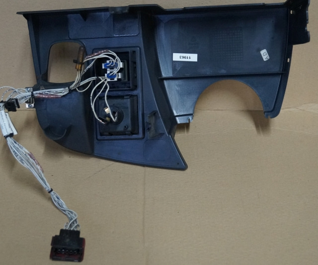 Jungheinrich 51212750 | Dashboard including ignition switch and LED battery indi - Dashboard for Material handling equipment: picture 2 Jungheinrich 51212750 | Dashboard including ignition switch and LED battery indi - Dashboard for Material handling equipment: picture 2