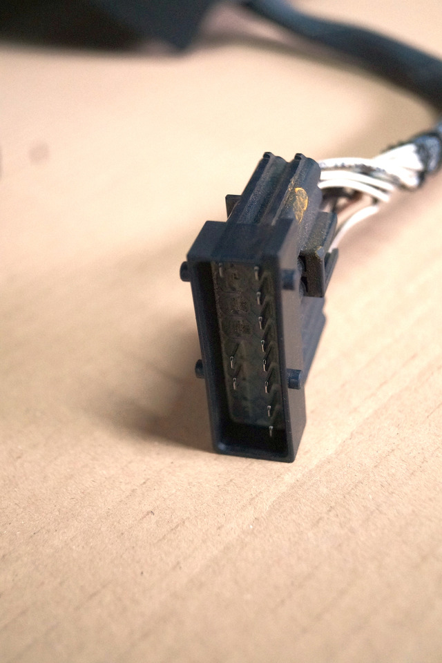 Jungheinrich 51215702 | Dashboard for ETM from year 2011 including ignition swit - Dashboard for Material handling equipment: picture 2 Jungheinrich 51215702 | Dashboard for ETM from year 2011 including ignition swit - Dashboard for Material handling equipment: picture 2