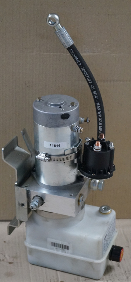 Jungheinrich 51773808 | Pump unit VIBO MD24120 24V 1,2Kw for EJE M13 - Hydraulic pump for Material handling equipment: picture 1 Jungheinrich 51773808 | Pump unit VIBO MD24120 24V 1,2Kw for EJE M13 - Hydraulic pump for Material handling equipment: picture 1