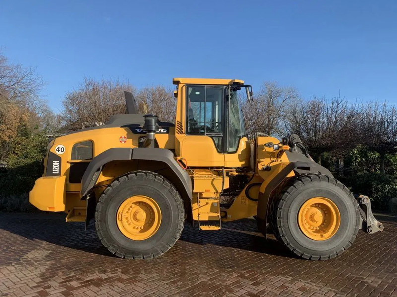 Volvo L120 H - Wheel loader: picture 5 Volvo L120 H - Wheel loader: picture 5