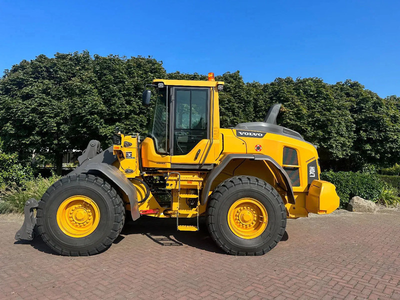 Volvo L70 H - Wheel loader: picture 1 Volvo L70 H - Wheel loader: picture 1