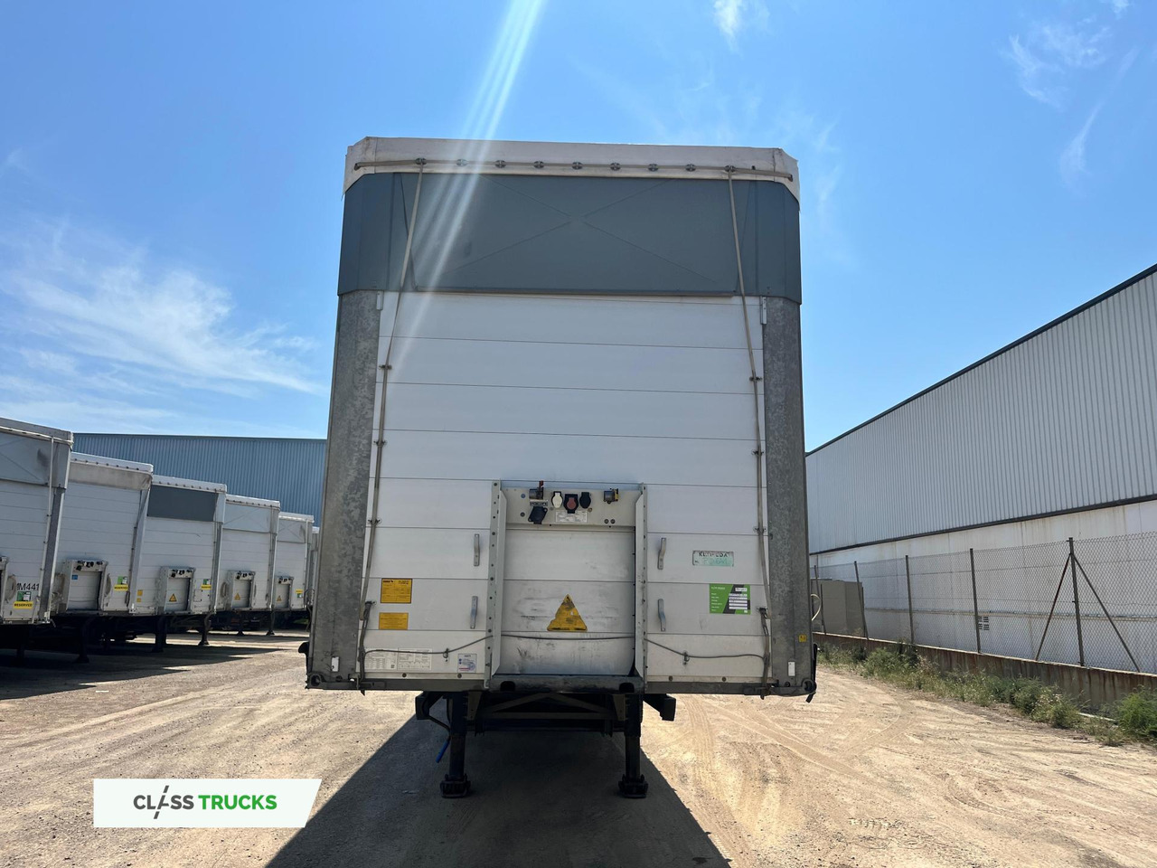 Schmitz Cargobull SCS24/L Varios - Curtainsider semi-trailer: picture 4 Schmitz Cargobull SCS24/L Varios - Curtainsider semi-trailer: picture 4