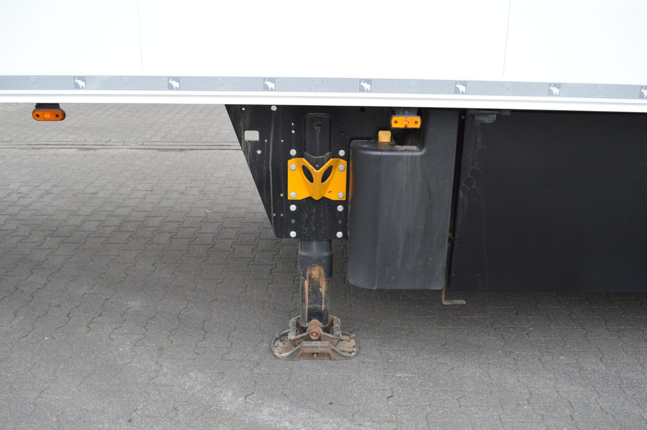 Refrigerator semi-trailer Schmitz Cargobull SKO FP 45 Carrier Vector 1550: picture 8