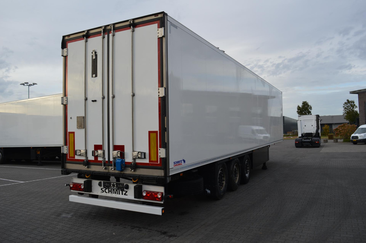 Schmitz Cargobull SKO FP 60 Carrier Vector 1550 - Refrigerator semi-trailer: picture 4 Schmitz Cargobull SKO FP 60 Carrier Vector 1550 - Refrigerator semi-trailer: picture 4