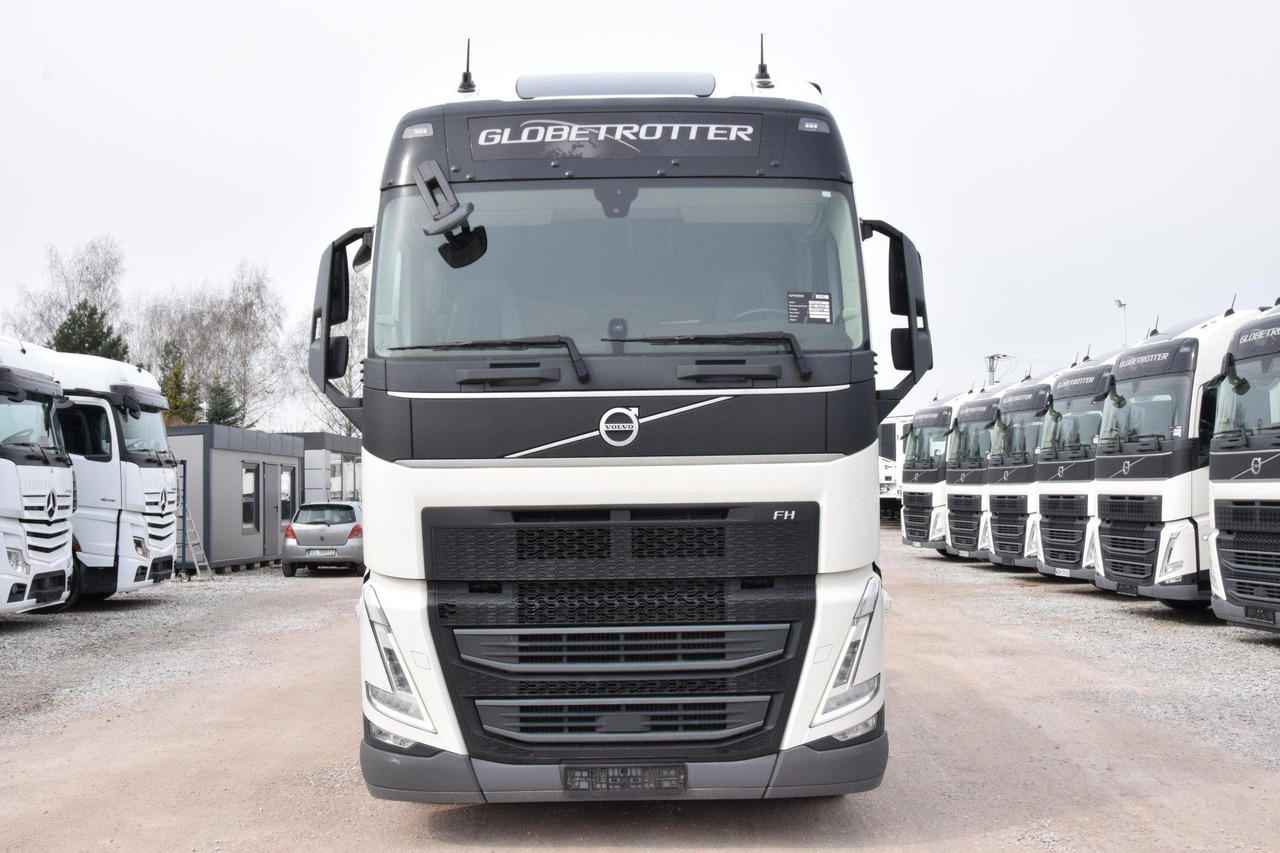 Volvo FH 460 Globetrotter XL Varios i-Save - Tractor unit: picture 2 Volvo FH 460 Globetrotter XL Varios i-Save - Tractor unit: picture 2