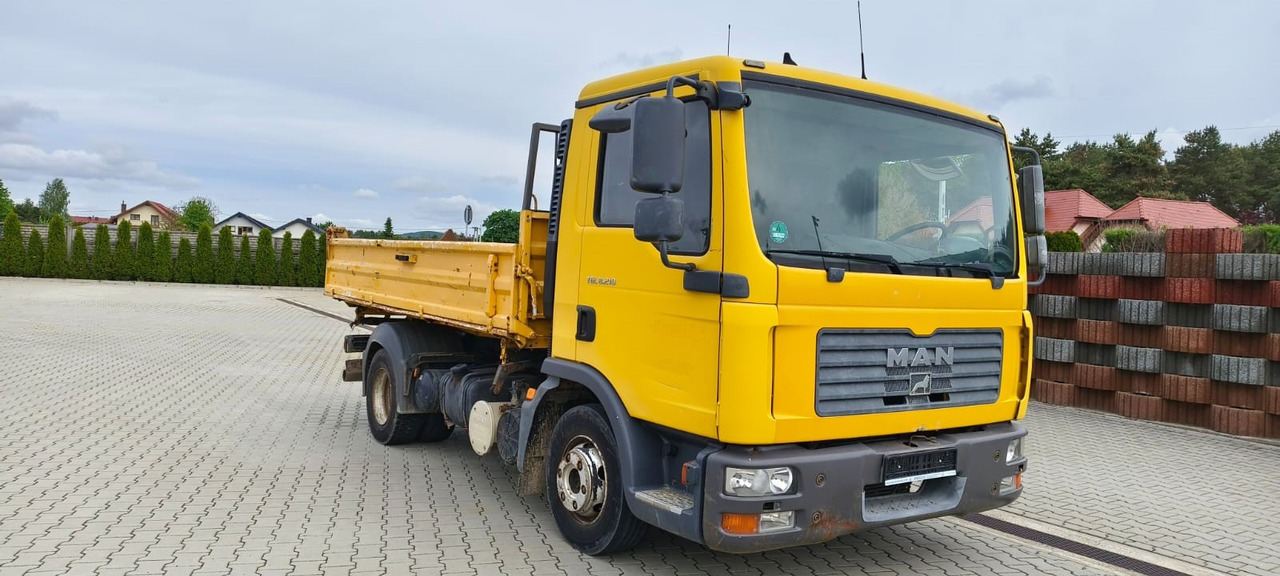 MAN TGL 8.210 * 2007 * 3-stronny KIPER * NOWE OPONY * MANUAL * RESOR * 3 MIEJSCA - Tipper: picture 5 MAN TGL 8.210 * 2007 * 3-stronny KIPER * NOWE OPONY * MANUAL * RESOR * 3 MIEJSCA - Tipper: picture 5
