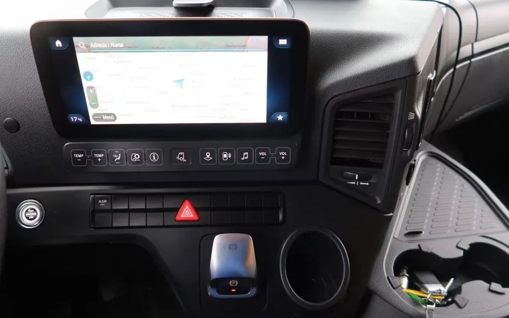 Tipper Mercedes-Benz Arocs 3251 / 8x4 / Wywrotka Meiller 3- stronna /  Euro 6d / Przebieg: 215 600 km: picture 10 Tipper Mercedes-Benz Arocs 3251 / 8x4 / Wywrotka Meiller 3- stronna /  Euro 6d / Przebieg: 215 600 km: picture 10