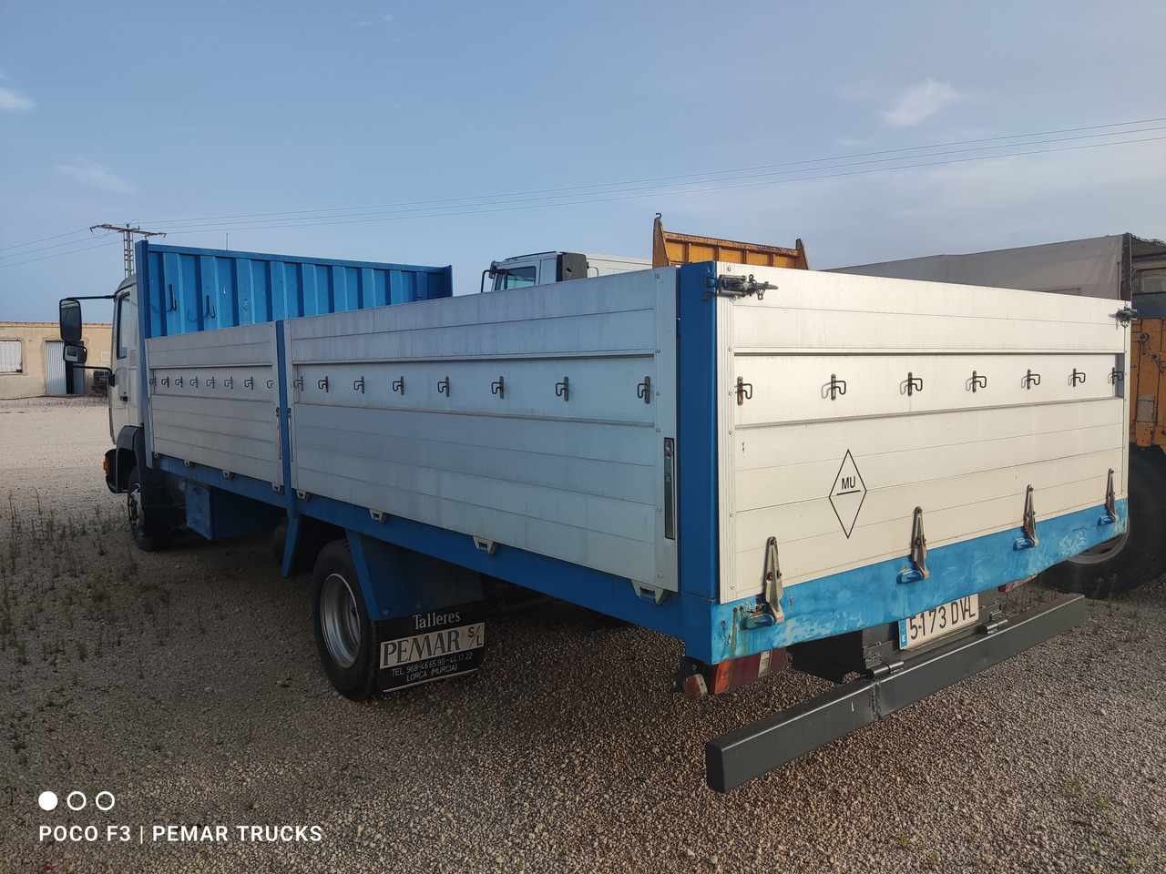 Dropside/ Flatbed truck MAN L2000: picture 6