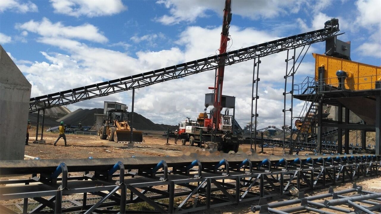 Kinglink 250-300 TPH Usine fixe de concassage de pierre basaltique - Crusher: picture 4 Kinglink 250-300 TPH Usine fixe de concassage de pierre basaltique - Crusher: picture 4