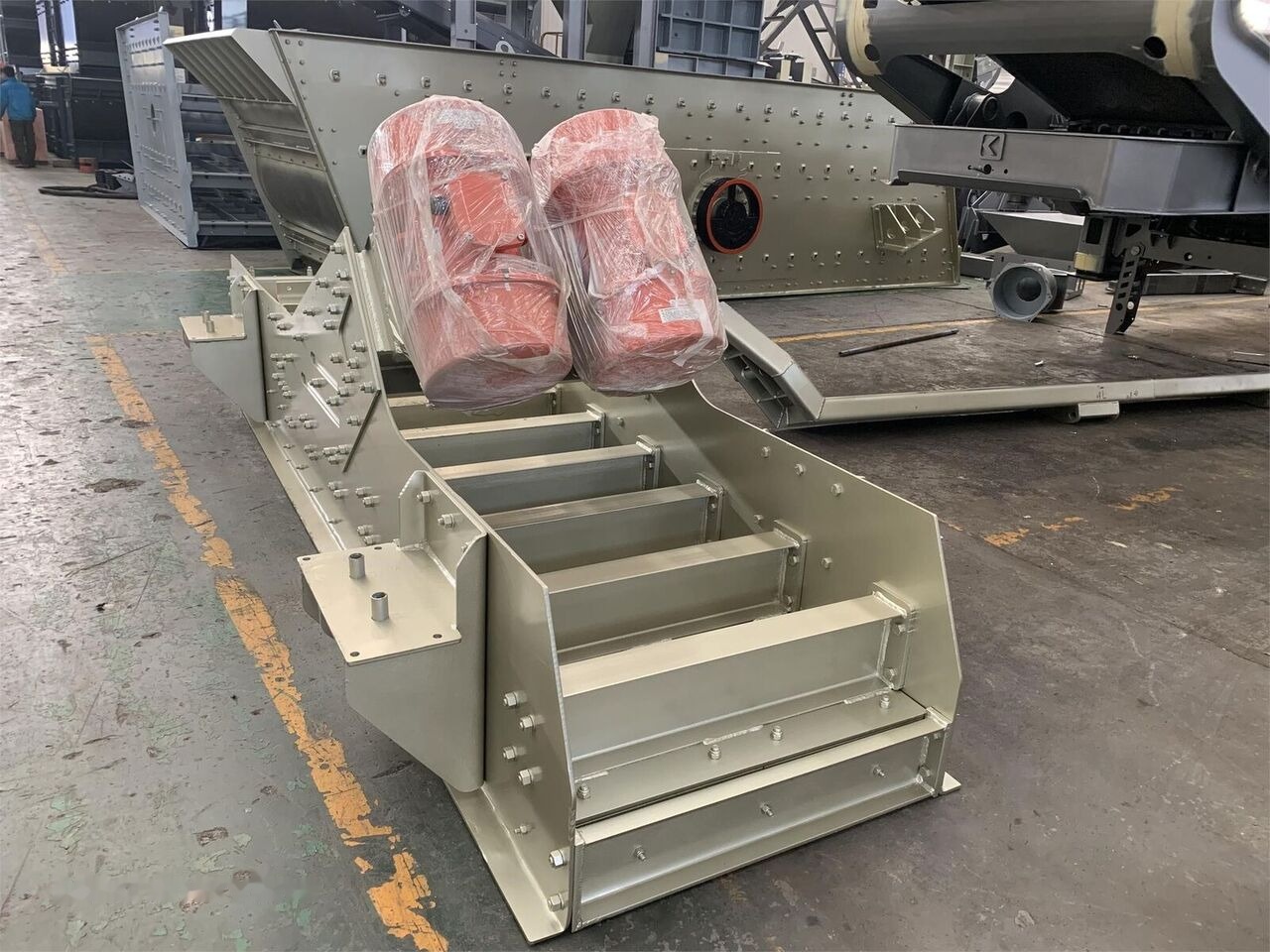 Kinglink GZD370x100 Grizzly Wobbler Vibrating Feeder - Mining machinery: picture 1 Kinglink GZD370x100 Grizzly Wobbler Vibrating Feeder - Mining machinery: picture 1